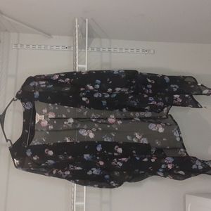 Arizona Jean Floral Kimono